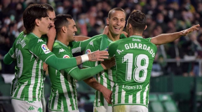 Μπέτις - Αλαβές 4-0: «Τεσσάρα» και δεν… κουνιέται από την τρίτη θέση!