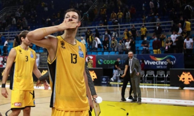 Ο μπασκετικός κόσμος θρηνεί για τον Στέφαν Γέλοβατς