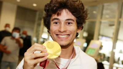 Θανάσης Γκαβέλας: Παγκόσμιο ρεκόρ στην ημερίδα κλειστού στίβου στο ΣΕΦ! (video)