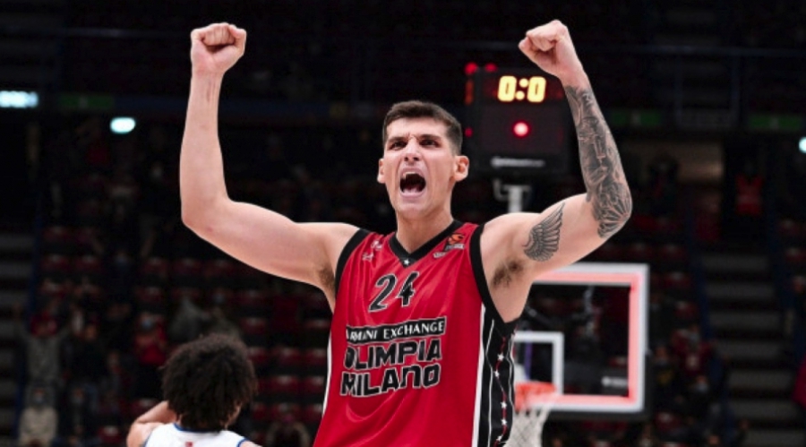 Μήτογλου: «Υπάρχει χημεία και αρμονία στην Αρμάνι»