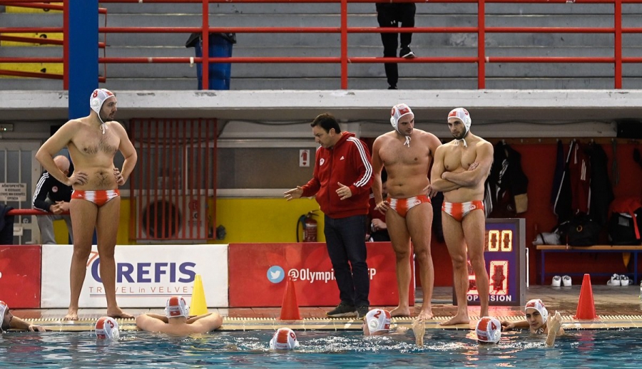 Ολυμπιακός: Εγκλωβίστηκε στο «Ελ. Βενιζέλος» η ανδρική ομάδα πόλο!