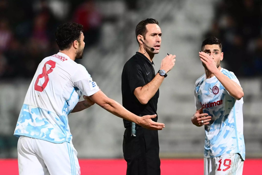 Οι Έλληνες διαιτητές στο πλευρό της ΕΛ.ΑΣ.: «Έφτασε η ώρα για σύνεση αλλά και για σκληρές αποφάσεις»