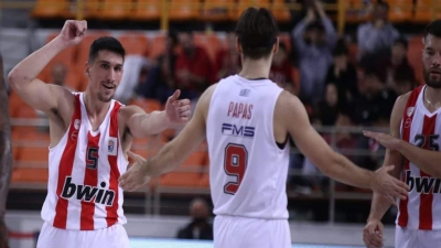 Επικοί διάλογοι μεταξύ Λαρεντζάκη και Πάπα στο Twich! (video)