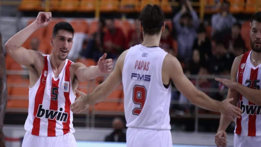 Επικοί διάλογοι μεταξύ Λαρεντζάκη και Πάπα στο Twich! (video)