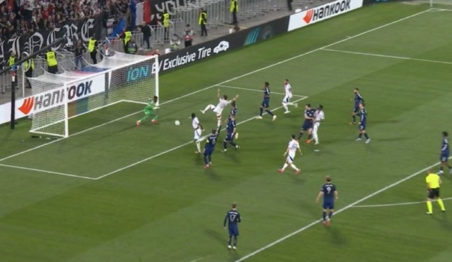 «Ασπίδα» Αμορίμ σε Ονανά: «Εγώ κάνω περισσότερα λάθη!»