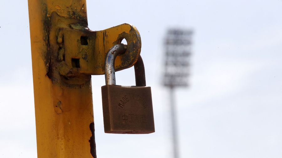 Αποκλεισμός για όποια ομάδα παραβιάσει το «κεκλεισμένων των θυρών»!