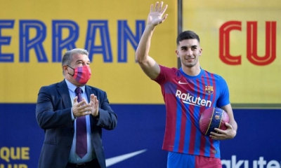 Μπαρτσελόνα: Παρουσιάστηκε επίσημα ο Φεράν Τόρες! (video)