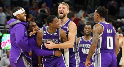 Ασταμάτητος Φοξ και νίκη με buzzer beater από το logo οι Κινγκς (vid)