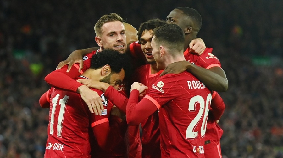 Το Άνφιλντ έχει μετατραπεί σε κάστρο και η Λίβερπουλ συνεχίζει να διεκδικεί τα… πάντα και τον Μάιο! (video)