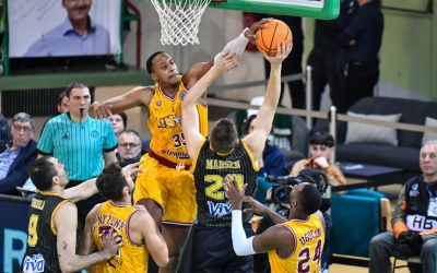 Λιμόζ - ΑΕΚ 63-69: Αγκαλιά με την πρόκριση στους «8» η Βασίλισσα!