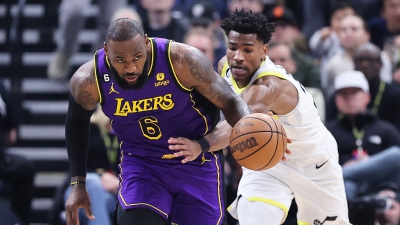 NBA: Αποτελέσματα και στιγμιότυπα των αγώνων της Τετάρτης (5/4)