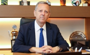 Μπαλτάκος: «Ουδέποτε με απείλησε ότι θα φορέσω μαύρη γραβάτα ο Μελισσανίδης»