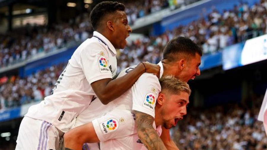 Ρεάλ Μαδρίτης: Οκτώ στα οκτώ και ολοταχώς για «ισοφάριση» ρεκόρ εποχής... Ντι Στεφάνο! (video)