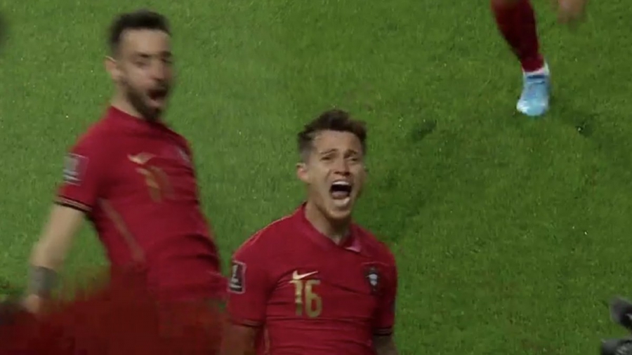 Πορτογαλία – Τουρκία 1-0: Δοκάρι ο Μπερνάρντο Σίλβα, έκανε... γκολ το ριμπάουντ ο Οτάβιο! (video)