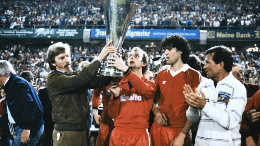 Άιντραχτ Φρανκφούρτης: «Μετά από 42 χρόνια, δύο στιγμές, ένα συναίσθημα»