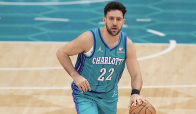 Τελικά, εκεί ανήκει: Νέα σπουδαία εμφάνιση του Μίτσιτς με τους Χόρνετς! (video)