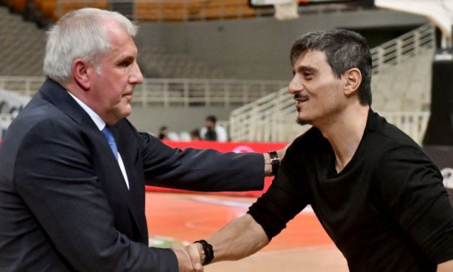 O Γιαννακόπουλος απόλαυσε τη μπύρα με το όνομα του Ομπράντοβιτς! (photo)