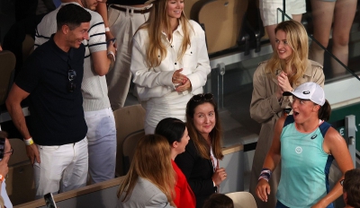 Η επική αντίδραση της Σβιόντεκ όταν είδε τον Λεβαντόφσκι! (video)