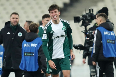 «Παίκτης εξαιρετικής ποιότητας - Έτσι θα πάει στην Αγγλία!»: Ο Βαγιαννίδης έχει... κοινό για τη μεταγραφή στη Σπόρτινγκ!