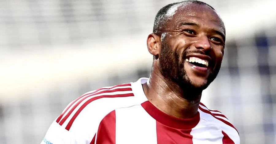 Κόκκινο κιφ μαροκινό: Η «διπλή» τζίφρα του Ελ Κααμπί, το μήνυμα για τον Ολυμπιακό!