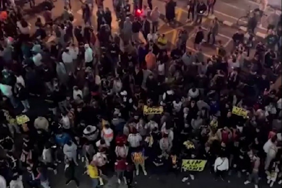 Βαλένθια: Διαμαρτυρία οπαδών κατά της διοίκησης έξω από το «Μεστάγια»! (video)