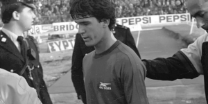 Δημήτρης Σαραβάκος: Ο μεγάλος «μικρός» των γηπέδων συστήνεται για πρώτη φορά στο ελληνικό ποδόσφαιρο με τη φανέλα του Πανιωνίου! (video)