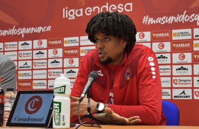 Ο Χαβιέρ Χουστίθ παλεύει 3 χρόνια με έναν τραυματισμό και βλέπει την καριέρα του να λήγει πρόωρα!