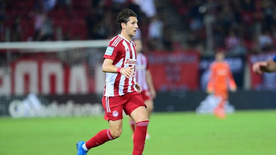 Ρέτσος: «Μεγάλη νίκη, μαζί με τον κόσμο μας, θα πάμε να κερδίσουμε και εκτός έδρας!»