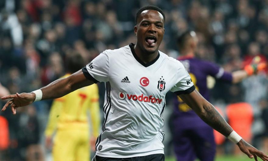 «Δεδομένο το ενδιαφέρον του Ολυμπιακού για Λάριν»!