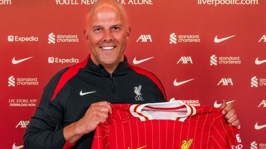 Εποχή Σλοτ στη Λίβερπουλ: «Αυτό μου είπε ο Κλοπ – Ανυπομονώ να μπω στο Άνφιλντ»