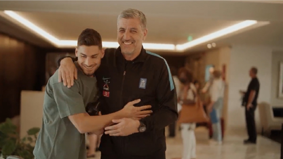 Καλωσόρισε τους παίκτες της Εθνικής ο Κωνσταντινίδης: «Πάλι μαζί, όλοι μαζί» (video)