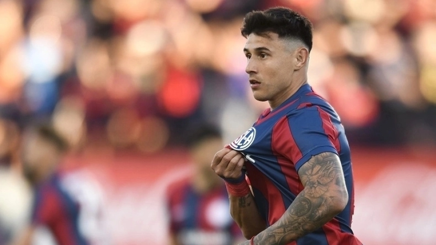 Ανατροπή δεδομένων; «Παίζει ακόμη για τον Άνταμ Μπαρέιρο η ΑΕΚ, ανέβασε και την προσφορά της!»