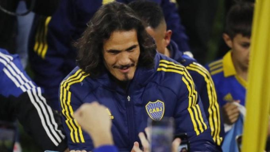 Απίθανες σκηνές για τον Καβάνι στην Αργεντινή από τους φίλους της Μπόκα! (video)