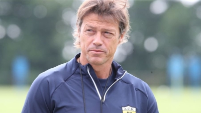 Αλμέιδα στους παίκτες: «Νταμπλ; Δεν είμαστε τίποτε τώρα, ξεκινάμε από την αρχή στην ΑΕΚ!»