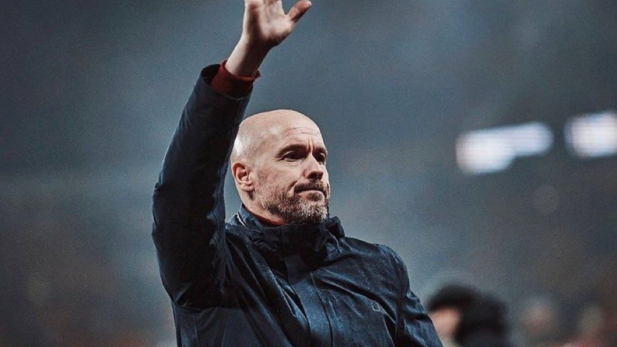 Τεν Χαγκ: «Αν κερδίσεις την Μπαρτσελόνα, μπορείς να κερδίσεις τους πάντες»