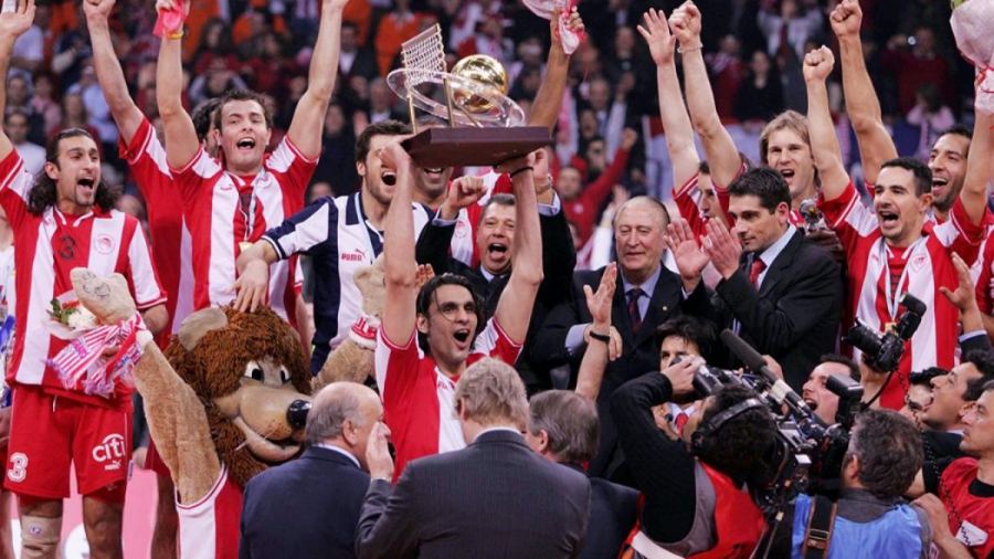 Εμπρός στο δρόμο που «χάραξε» ο Ολυμπιακός του Κουέγιο στο κατάμεστο Σ.Ε.Φ.! (video)