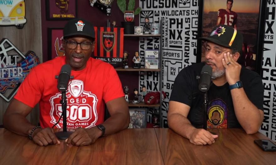 Έντι Τζόνσον ξανά με μπλουζάκι Ολυμπιακού: «Ο Ιωαννίδης με έσωσε από την κατάθλιψη!» (video)