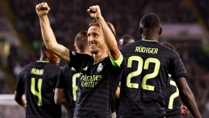 Champions League, 6ος όμιλος: Έκανε τη δουλειά μέσα σε 4’ η Ρεάλ, αλλά «έχασε» τον Μπενζεμά – Θρίαμβος Σαχτάρ στη Λειψία με «ντόρτια»! (video)