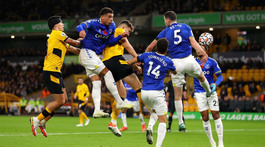 Γουλβς - Έβερτον 2-1: Άντεξαν στο δεύτερο ημίχρονο και πήραν τη νίκη οι «λύκοι» (video)