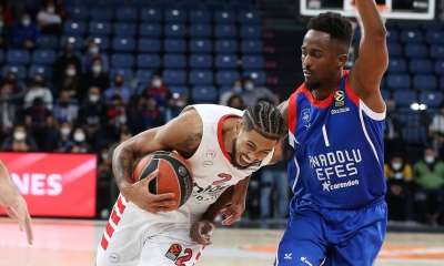 Black-out Ολυμπιακού στην 4η περίοδο και 0/4 εκτός έδρας, άνετο 88-69 η Εφές