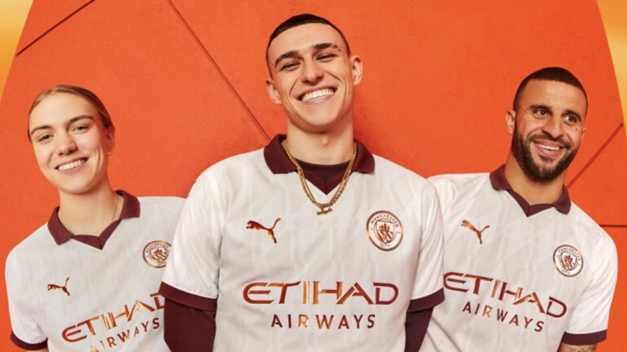 Σίτι: Φανέλα με τιμή στην βιομηχανική ιστορία του Μάντσεστερ (video)