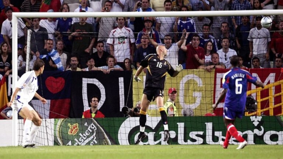 Ο Ζακ Σαντινί στο BN Sports: «Το 2004, η Ελλάδα πήρε ίσως το πιο ανταγωνιστικό EURO όλων των εποχών!» (video)