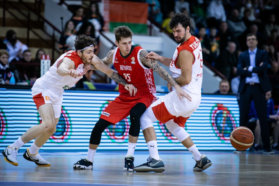 Η Λευκορωσία σόκαρε την Τουρκία, επικρατώντας με 84-70 (video)