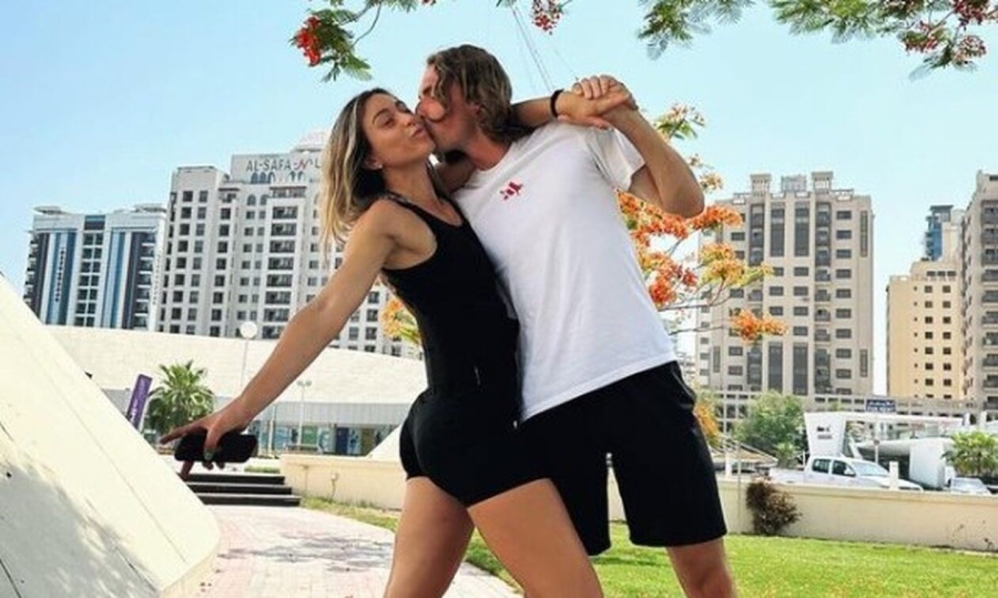 Τσιτσιπάς: «Η Μπαντόσα δεν ευθύνεται για τις ήττες»