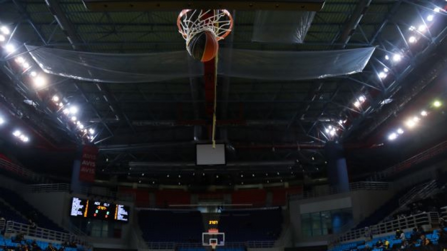 Η είσοδος του Ολυμπιακού στο κλειστό των Λιοσίων! (video)