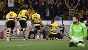 Αυτή η λύσσα, αυτή η ορμή, αυτό το γήπεδο, αυτή είναι η ΑΕΚ που ονειρευόταν ο λαός της!