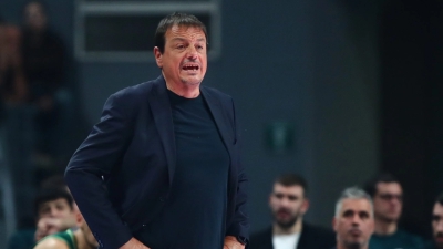 Αταμάν: «Δεν παίξαμε τέλεια, αλλά έξυπνα - Μάλλον ένα μήνα εκτός ο Χολμς!»