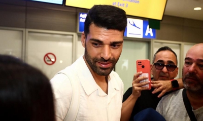 Ολυμπιακός: Έφτασε Αθήνα ο Ταρεμί - «Είμαι χαρούμενος που είμαι εδώ!»