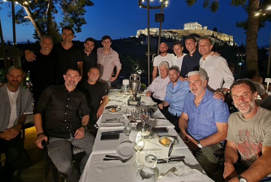 Εθνική Ελλάδος 2004: Όλη η «παρέα» μαζί 19 χρόνια μετά