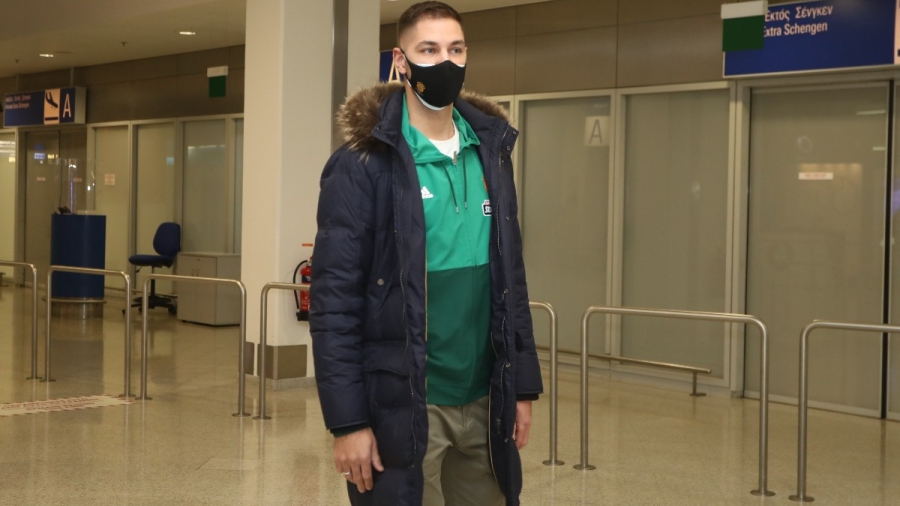 Παναθηναϊκός: Έφτασε Ελλάδα ο Γιόβιτς!